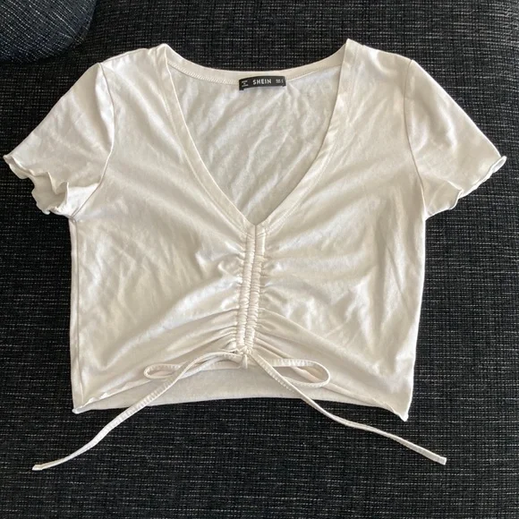 White cropped t-shirt with ruched front and bow from Shein - Picture 1 of 4